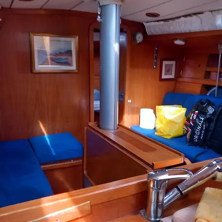 Bed And Boat Holiday Hotel na wodzie La Spezia