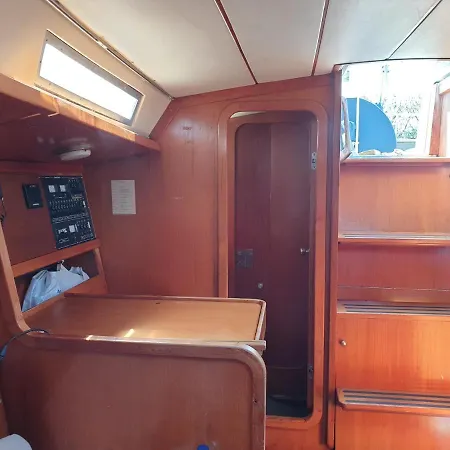 Hotel na wodzie Bed And Boat Holiday La Spezia